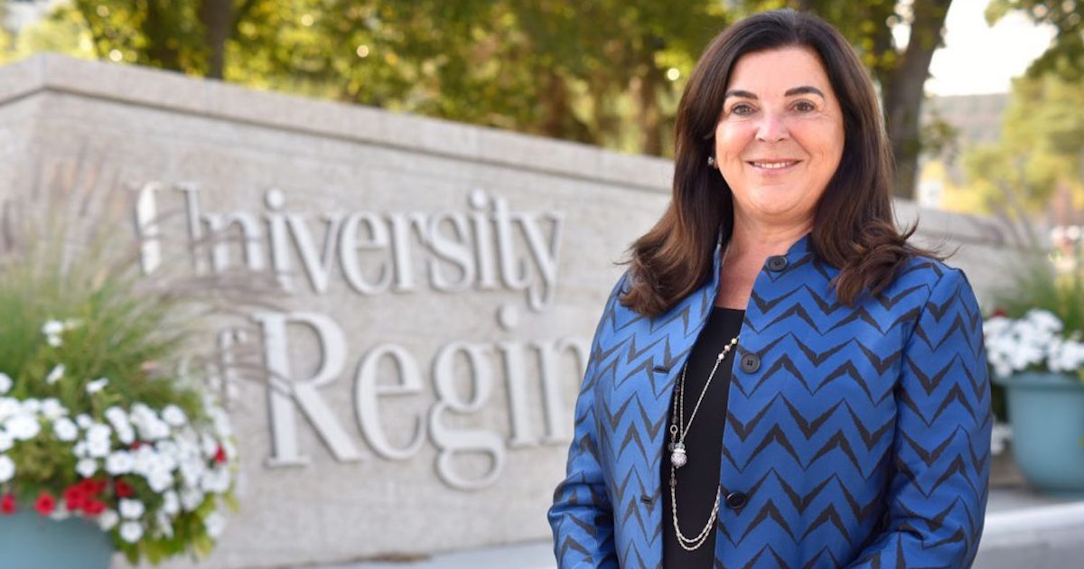 Vianne Timmons headshot